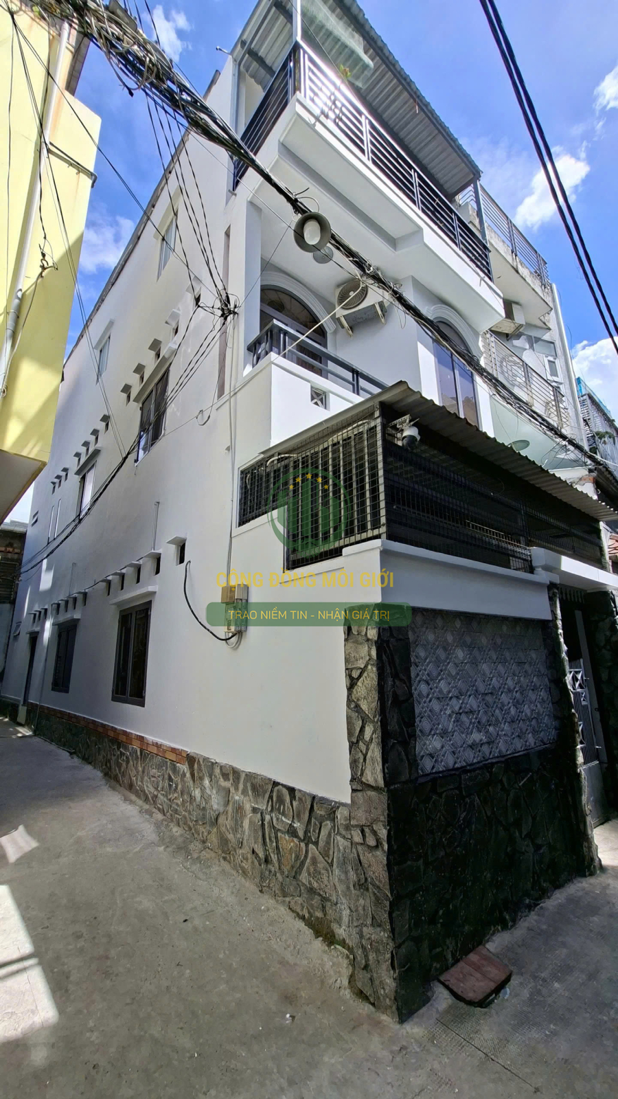 Bán nhà hẻm 107 Phạm Văn Hai, Tân Bình