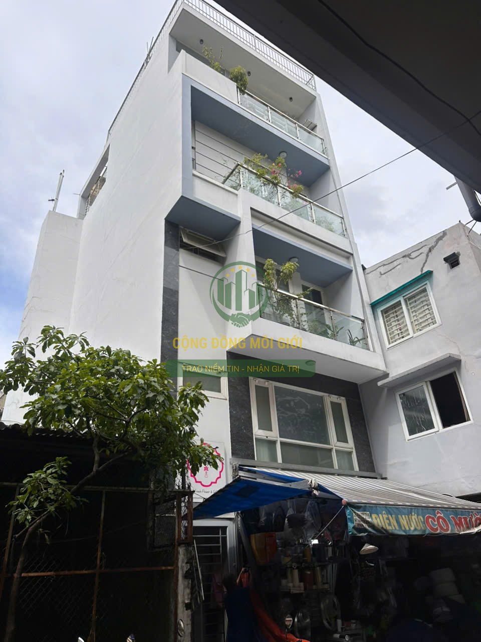 Bán nhà mặt tiền Nguyễn Thông, Quận 3