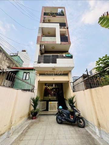 Bán nhà mặt tiền Mai Xuân Thưởng, Bình Thạnh - ảnh 1