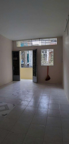 Bán nhà hẻm 410 Cách Mạng Tháng Tám, Quận 3 - ảnh 1