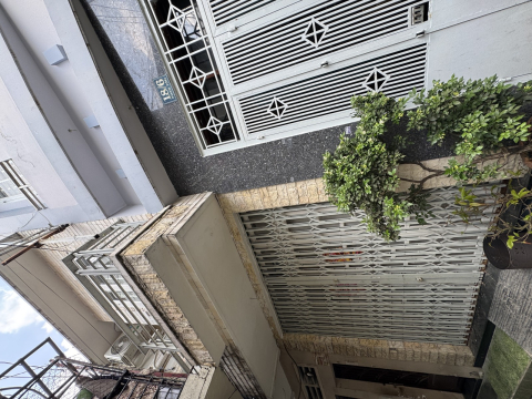 Bán nhà hẻm 18 Phan Tôn, Quận 1