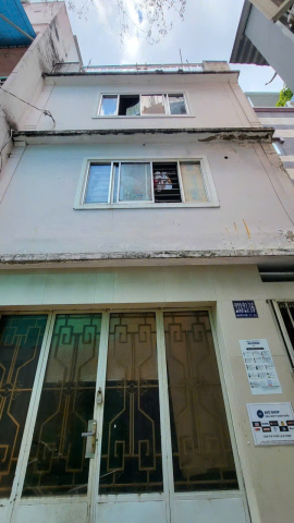Bán nhà hẻm 233 Nguyễn Trãi, Quận 5