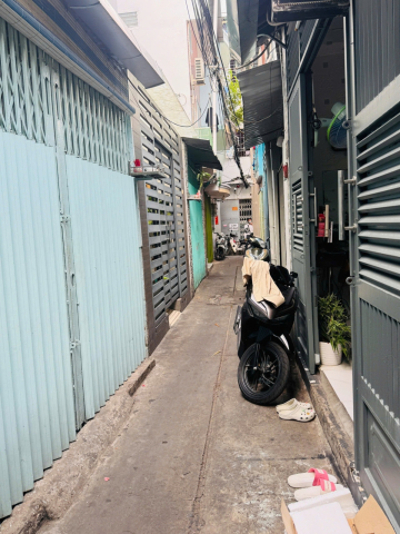 Bán nhà hẻm 27 Nguyễn Văn Cừ, Quận 5 - ảnh 1
