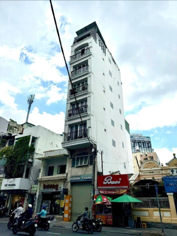Bán nhà mặt tiền Trần Quang Khải, Quận 1