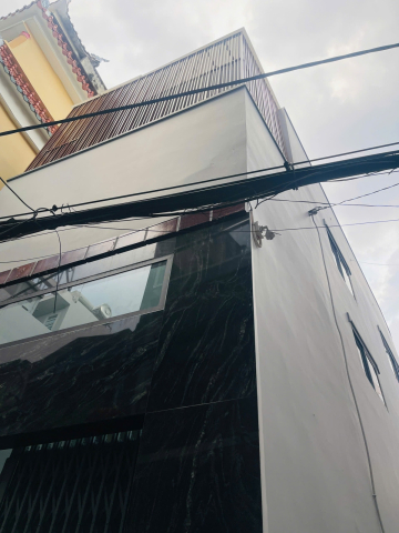 Bán nhà hẻm 212 Nguyễn Văn Nguyễn, Quận 1