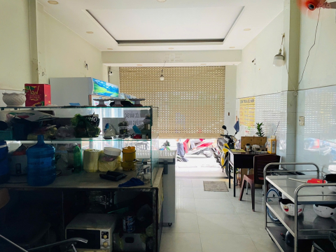 Bán nhà mặt tiền Đề Thám, Quận 1