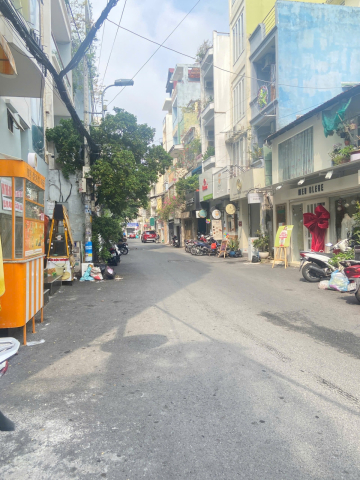 Bán nhà hẻm 399 Nguyễn Đình Chiểu, Quận 3