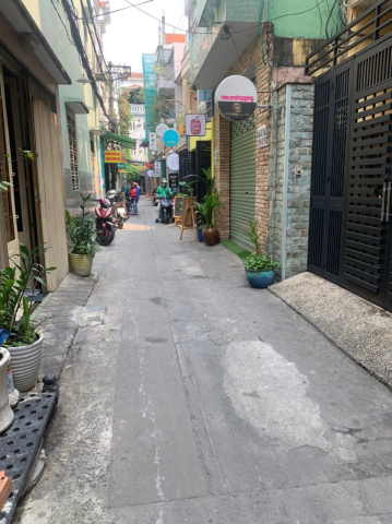 Bán nhà hẻm 66 Phạm Ngọc Thạch, Quận 3