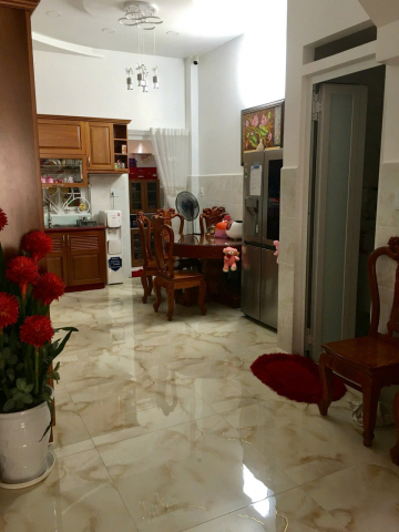 Bán nhà hẻm 138 Nguyễn Trãi, Quận 5