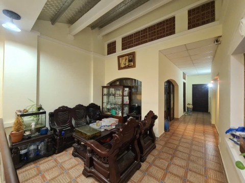 Bán nhà hẻm 131 Thành Thái, Quận 10