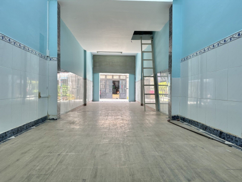 Bán nhà mặt tiền Nguyễn Giản Thanh, Quận 10
