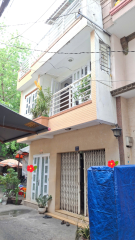Bán nhà hẻm 105A Hồ Thị Kỷ, Quận 10