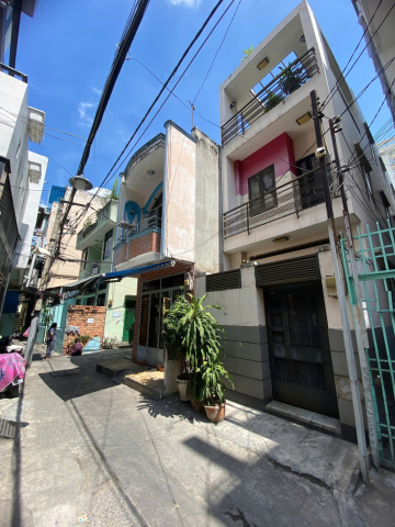 Bán nhà hẻm 128B Nguyễn Chí Thanh, Quận 10