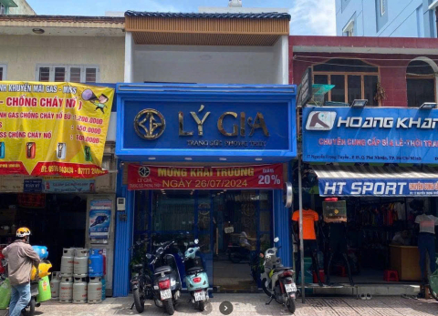 Bán nhà mặt tiền Nguyễn Trọng Tuyển, Phú Nhuận
