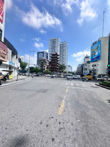 Bán nhà hẻm 12 Hoàng Diệu, Phú Nhuận