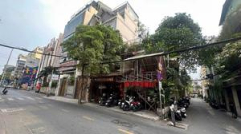 Bán nhà mặt tiền Nguyễn Trọng Tuyển, Phú Nhuận