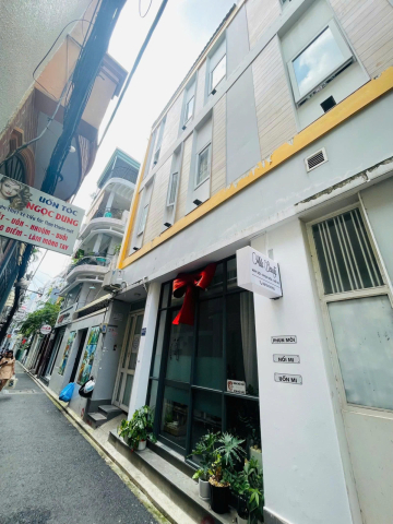 Bán nhà hẻm 63 Lê Văn Sỹ, Phú Nhuận