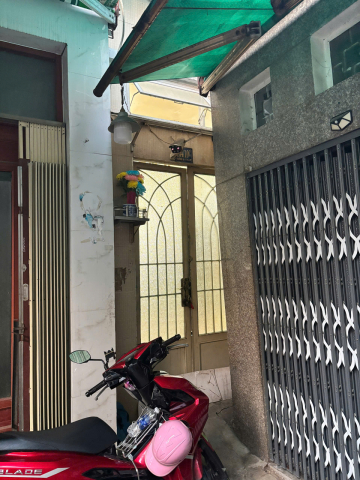 Bán nhà hẻm 134 Trường Sa, Bình Thạnh