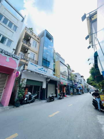 Bán nhà mặt tiền Nguyễn Trọng Tuyển, Tân Bình