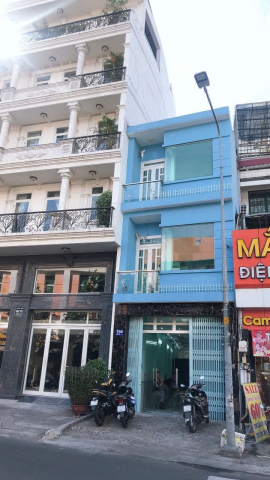 Bán nhà mặt tiền Nguyễn Thái Bình, Tân Bình