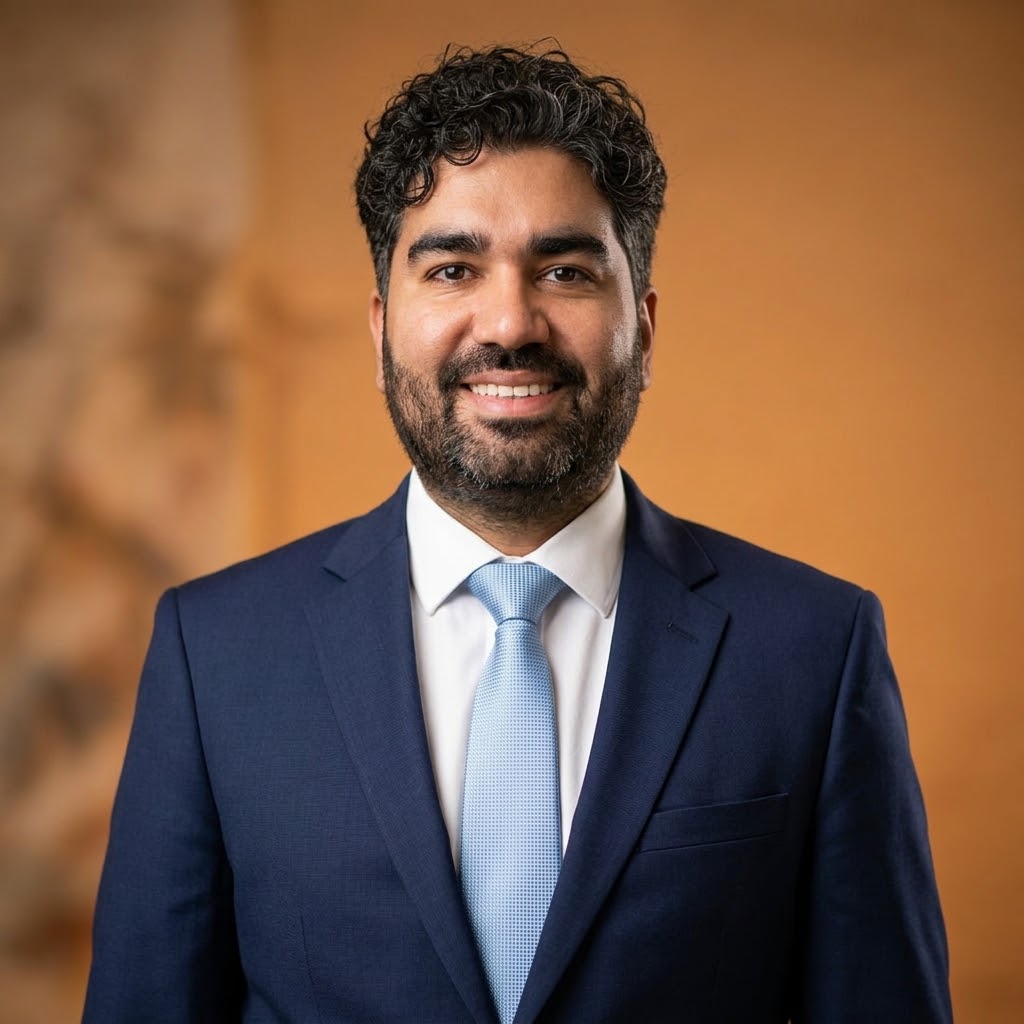 LUIS ROMERO