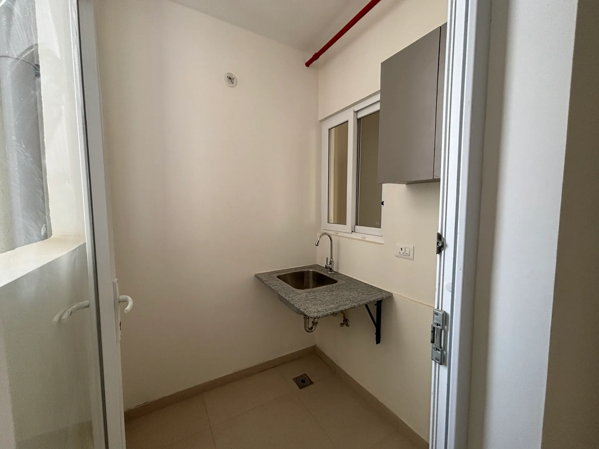 "2 BHK West-Facing Flat in for Rent in Godrej Park Retreat" - Image 1