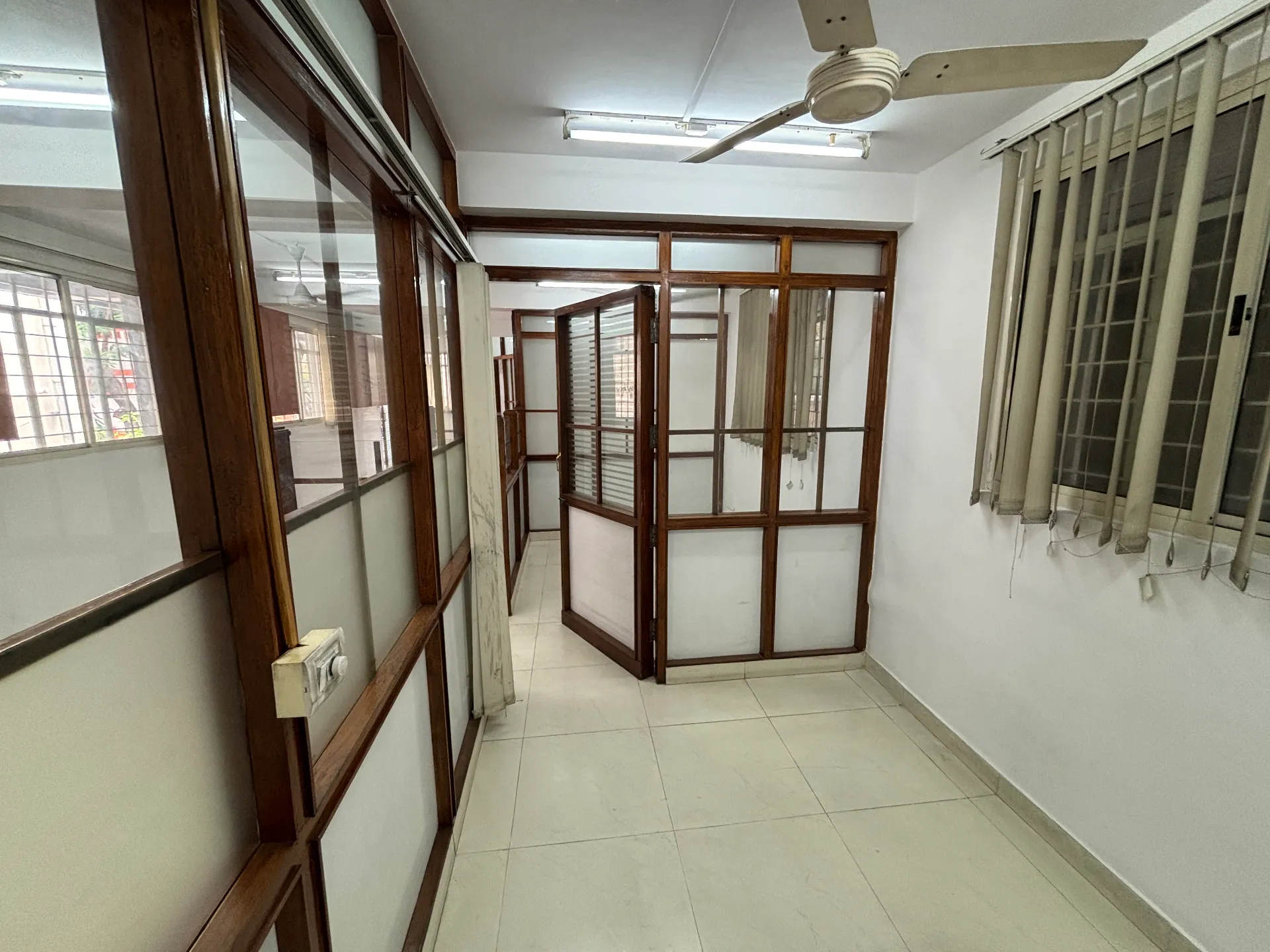 900 SBA North-Facing Office Space for RENT in Sampige Road Malleshwararam - Image 1
