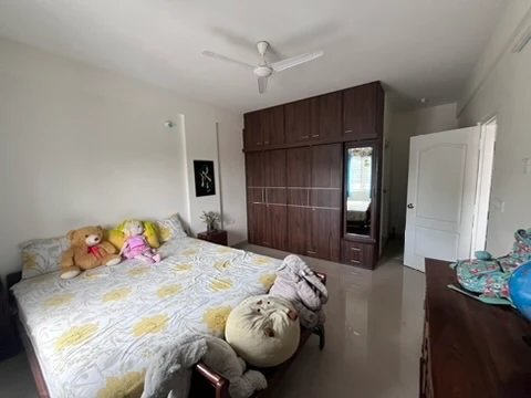 3 BHK North-Facing Duplex Flat for Sale in Vijayabank Layout - Image 4