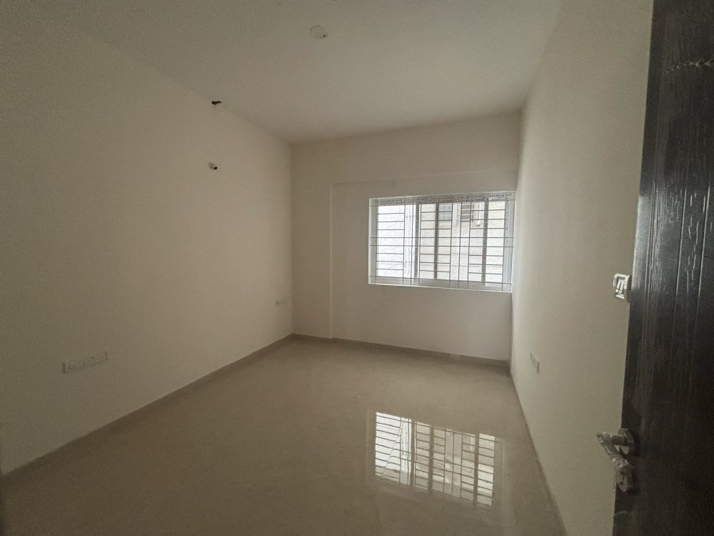 3 BHK East-Facing Flat for Sale in Vijayanagar [Brand New Flat] - Image 2