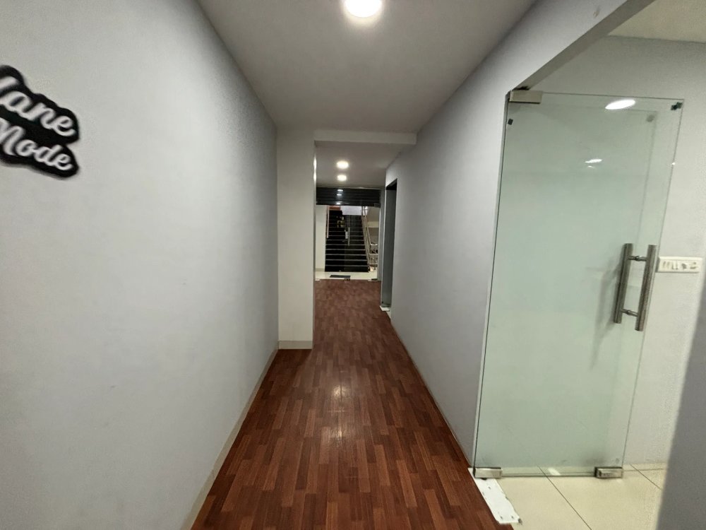 2170 sqft Build-up East-Facing Office Space for Rent Sampige Road Malleshwaram [OC/CC] - Image 1