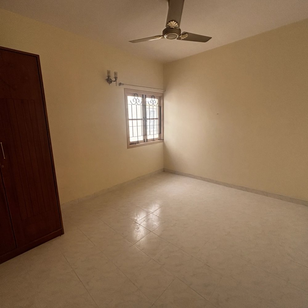 3 BHK Flat for Sale in Mantri Paradise, Bannerghatta Road, Arakere Gate [Pink Line Metro Access] - Image 4
