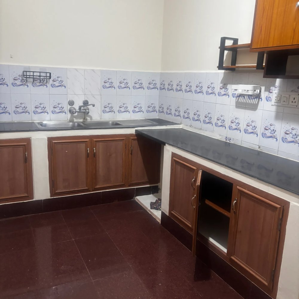 3 BHK South-Facing Builder Floor House for Rent in JP Nagar 1st Phase [ Close to Metro] - Image 4