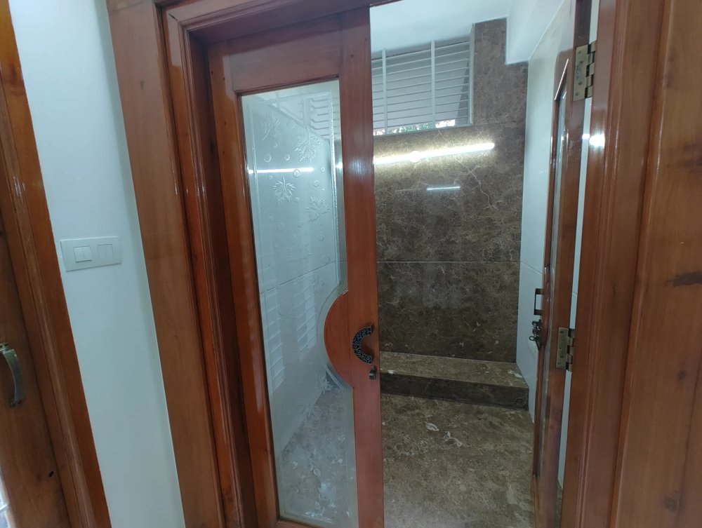 3 BHK Premium Flat near Lalbagh, Basavanagudi for Rent - Image 4