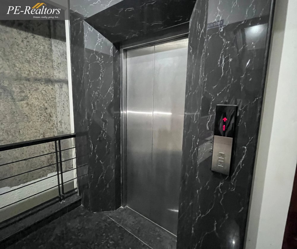 2 BHK Semi-Furnished Flat For Rent in JP Nagar - Image 2