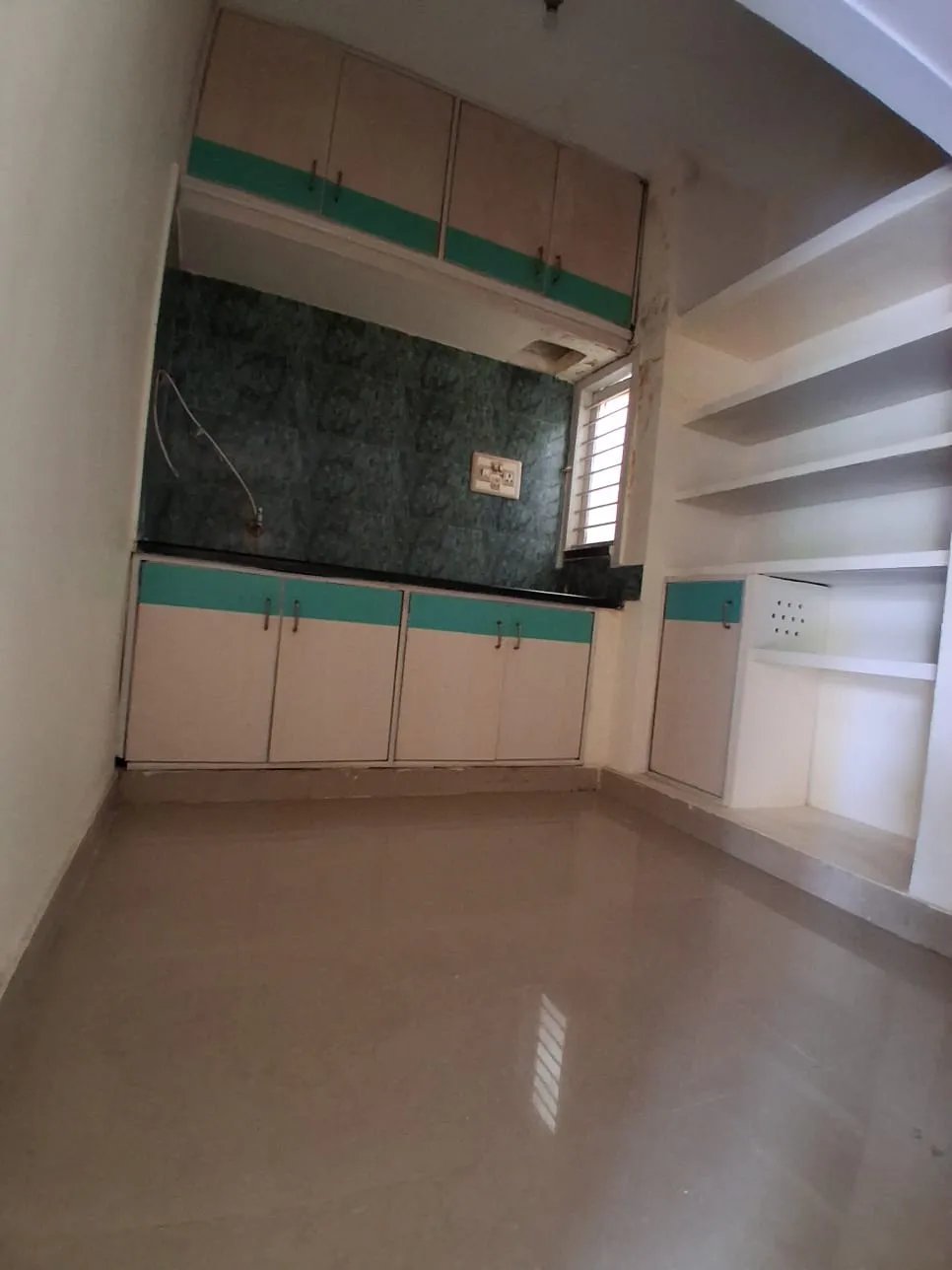 South-Facing 2BHK Builder Floor in Govindrajnagar - Image 4