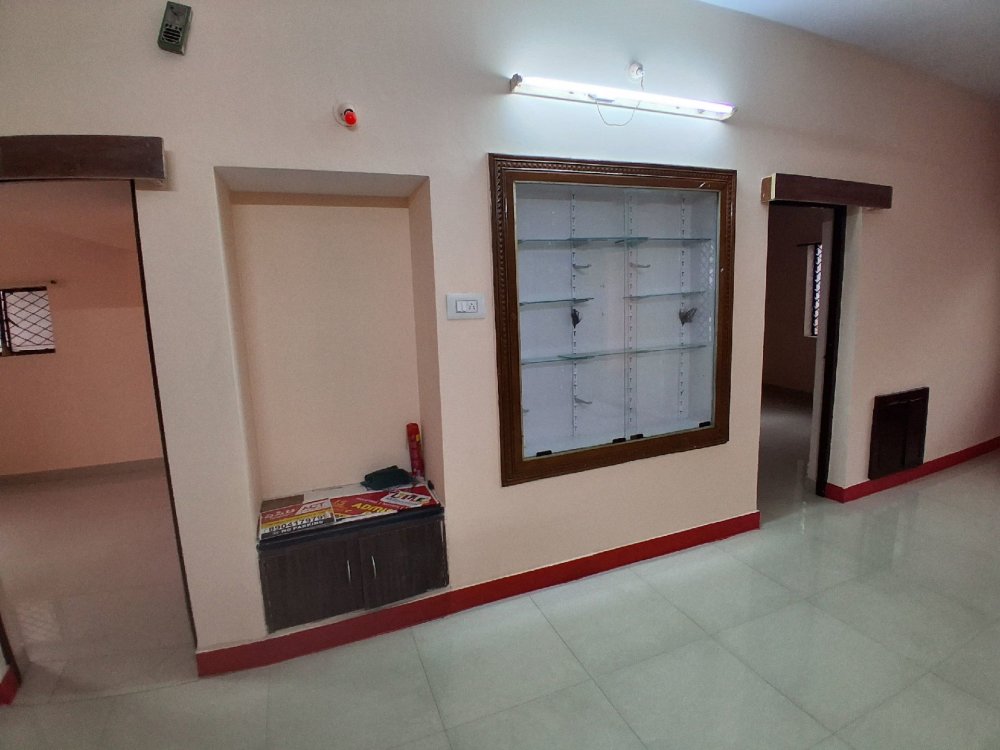2 BHK Semi-Furnished Builder Floor for Rent in Vijaynagar, Bengaluru - North Facing | 1300 sqft