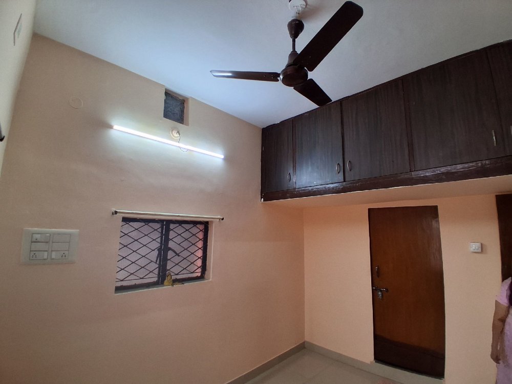 2 BHK Semi-Furnished Builder Floor for Rent in Vijaynagar, Bengaluru - North Facing | 1300 sqft - Image 2