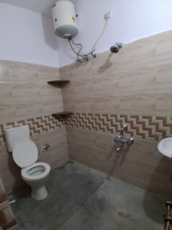 2BHK North Facing Flat – Modern Home Ready! - Image 5