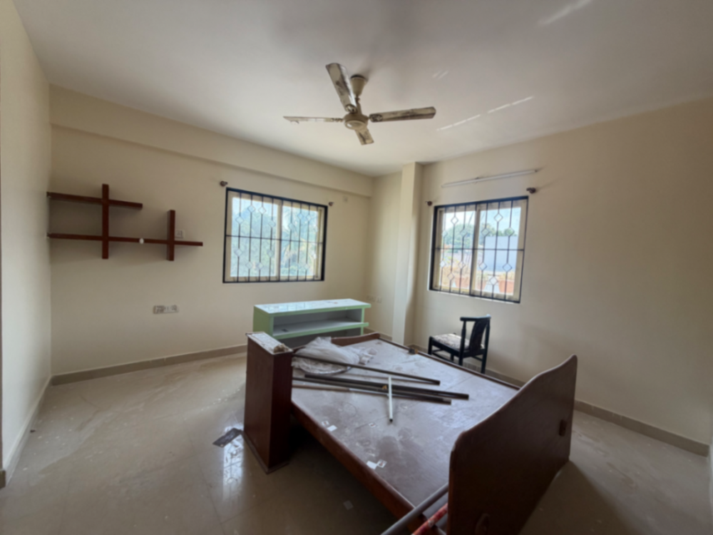 3 BHK East-Facing Flat for rent in Vijaynagar - Image 3