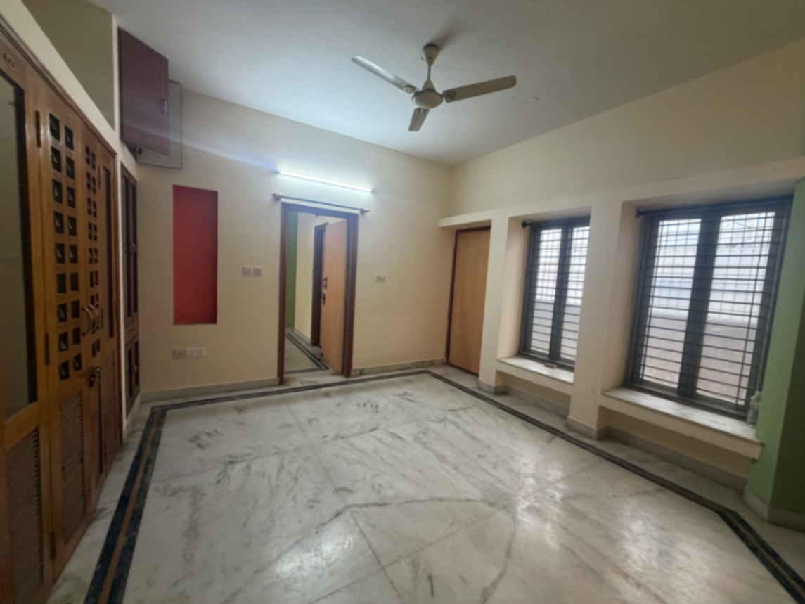 Spacious 4BHK North-Facing House for Rent in Bilekahalli - Image 4