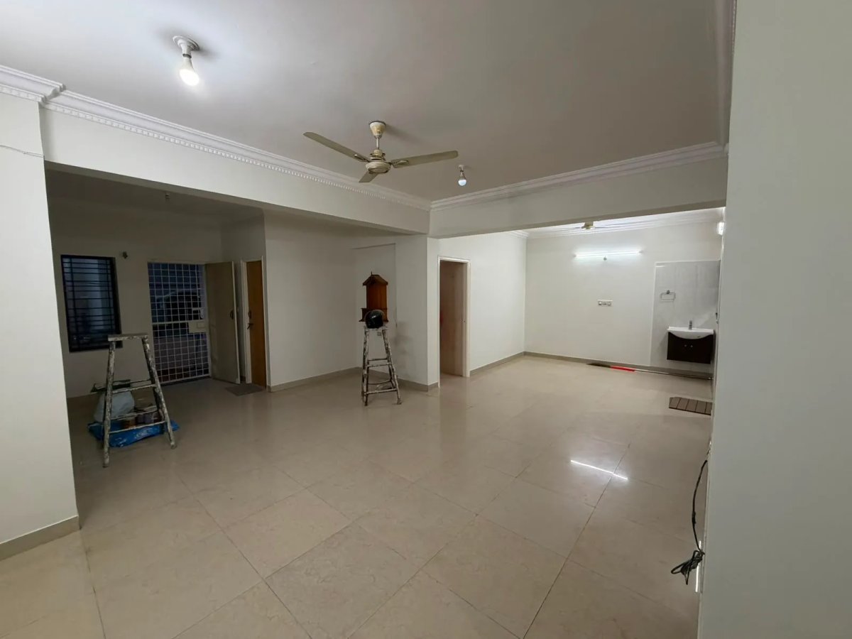 2 BHK South-Facing Flat for Rent in Padmanabhanagar - Image 3