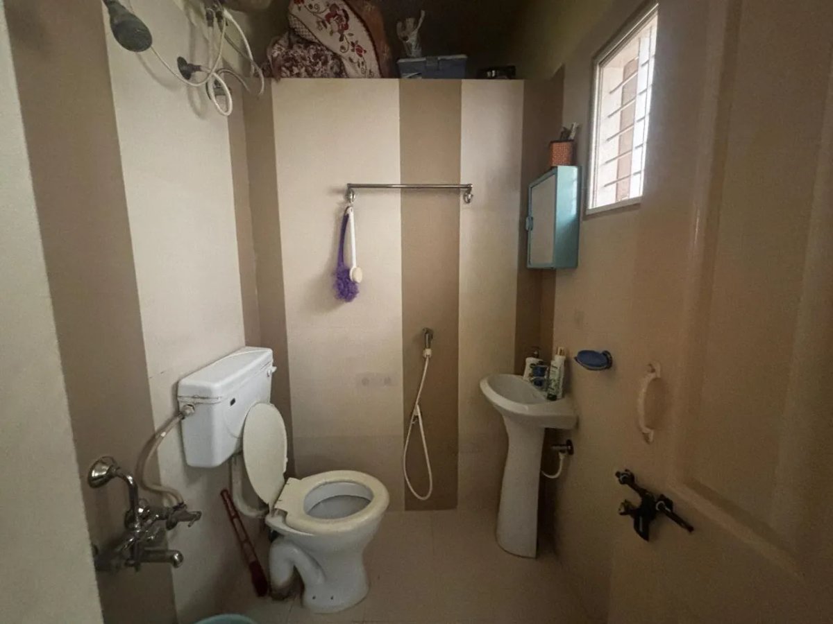 Spacious 2 BHK North-Facing House for Sale in Basaveshwar Nagar - Image 1