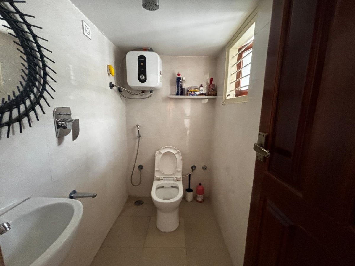 3 BHK Builder Floor house for Rent  in vijayanagar Bengaluru (close to metro) - Image 4