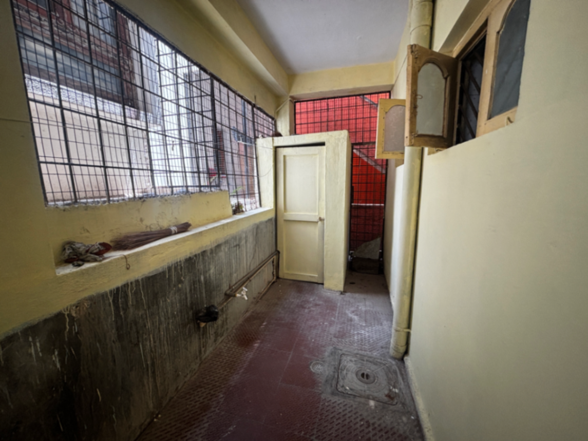 Spacious 2BHK North-Facing House for RENT in Chandra Layout [Only for Vegetarians] - Image 3