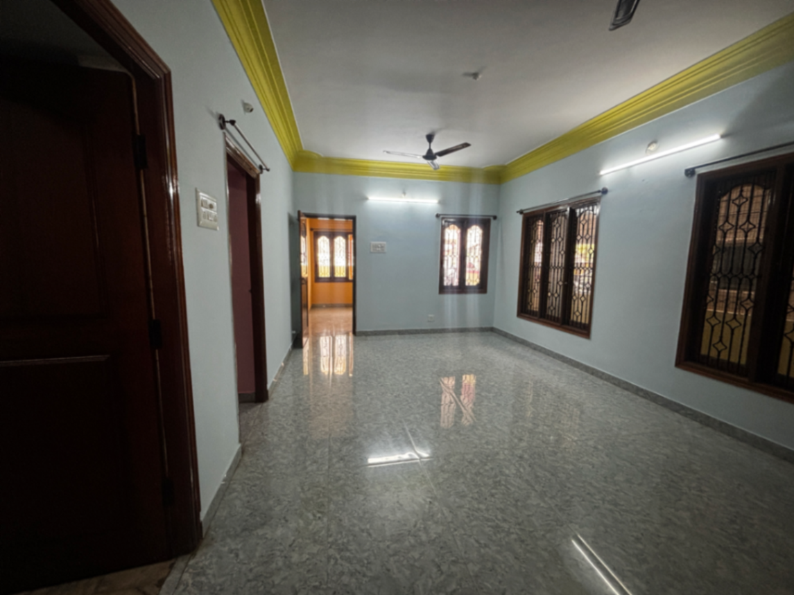 Spacious 2BHK North-Facing House for RENT in Chandra Layout [Only for Vegetarians] - Featured Image