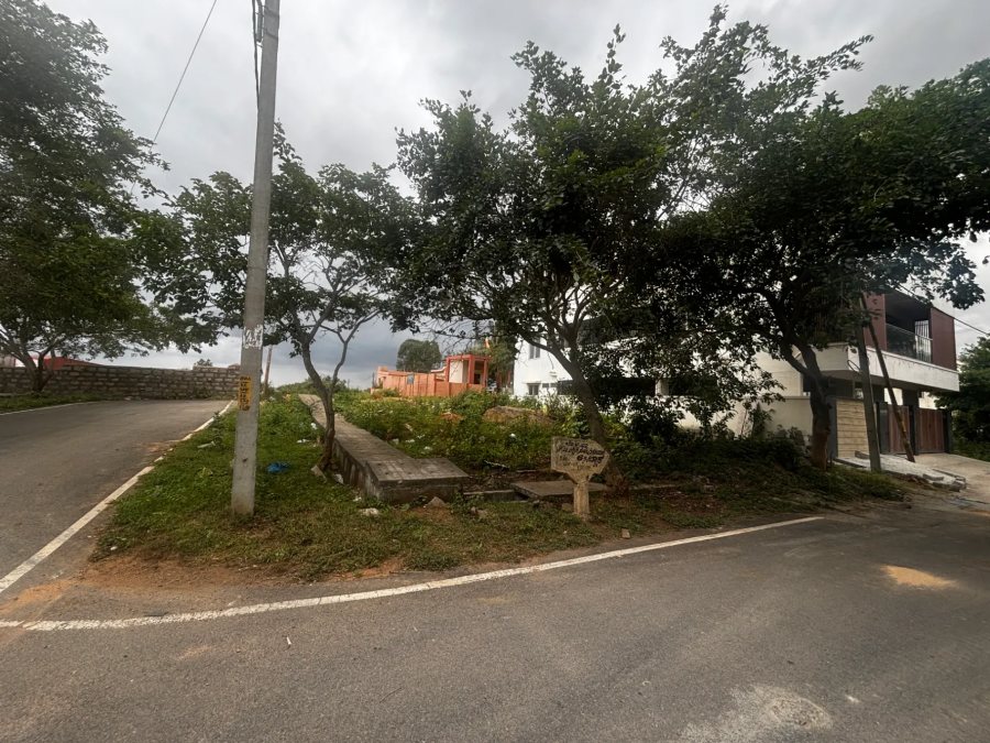 Corner South-East Facing Residential Site in Sir M Vishweshwaraiah Layout 6th Block