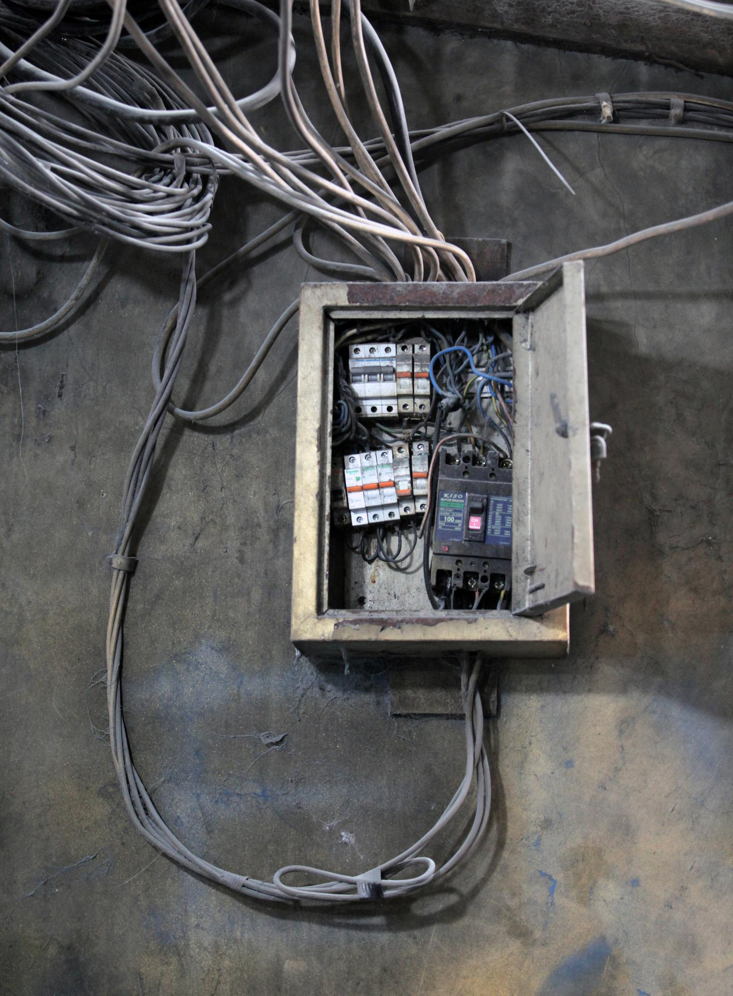 sharing or splitting one legal connection