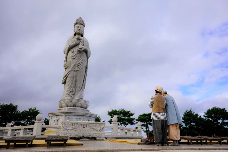 Yangyang Naksansa Temple