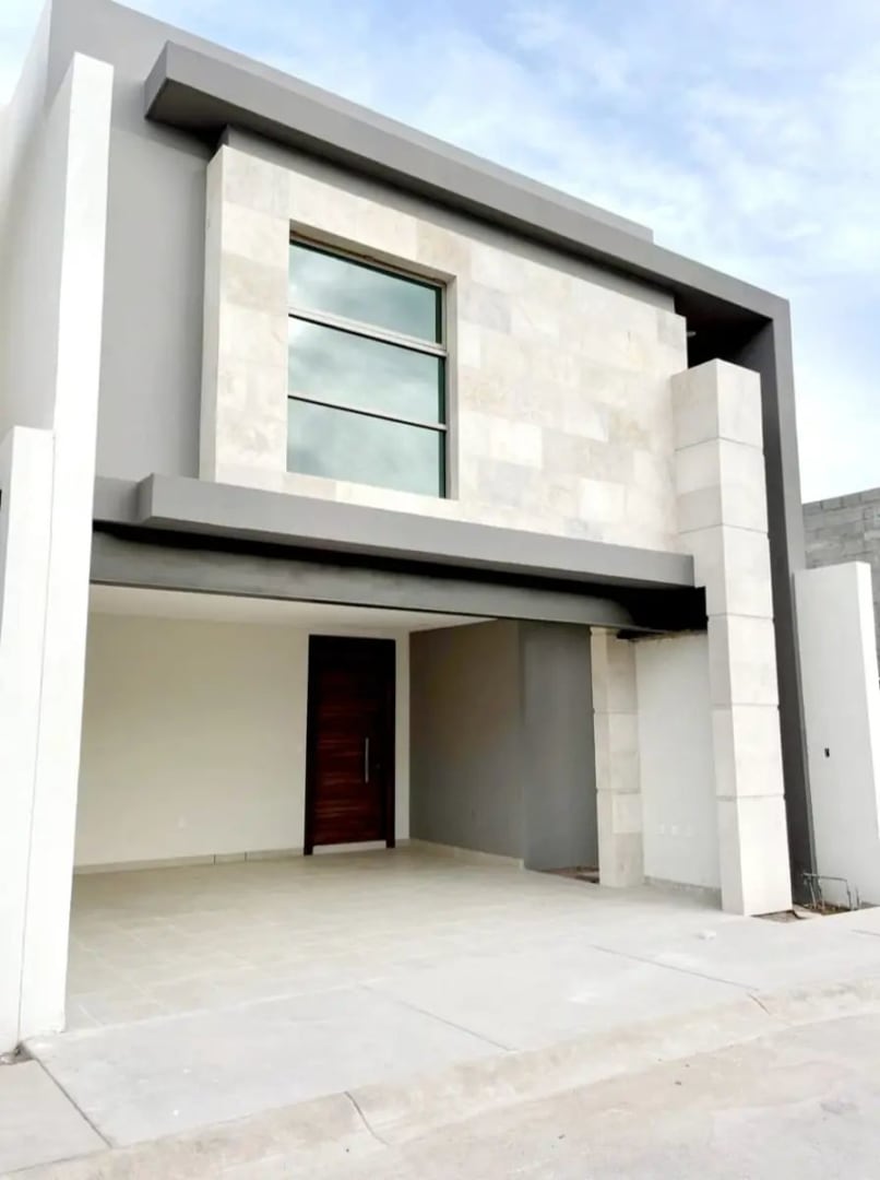 Casa en Venta en Villa de las Palmas, Torreón - Espaciosa y Moderna