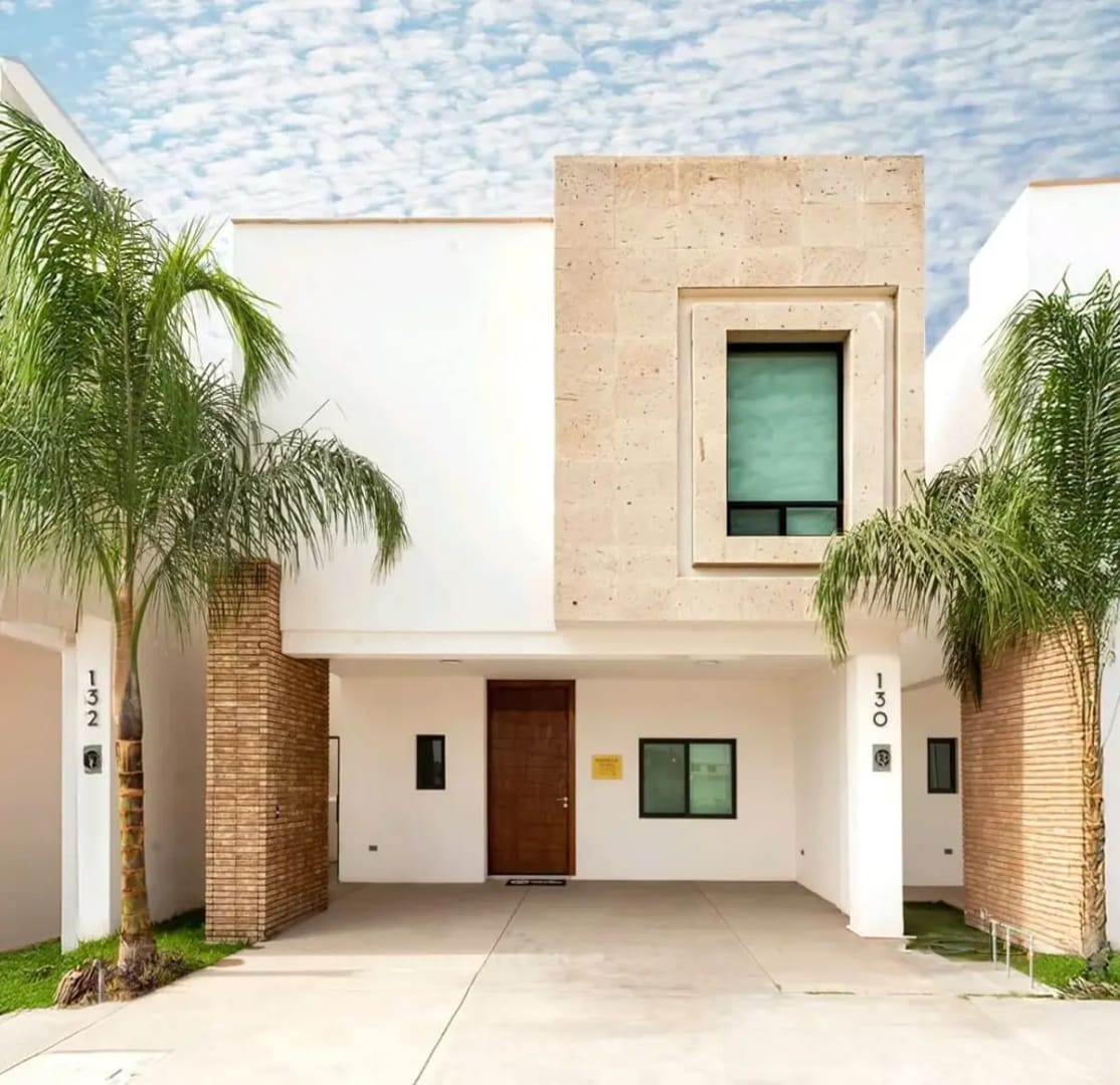 Casa en Venta en La Rioja Residencial, Torreón: Espacio Moderno y Funcional